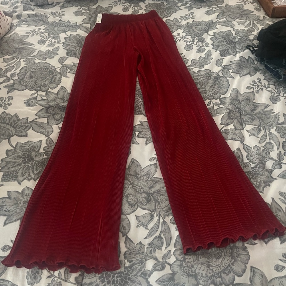 A&F NWT XXS Long Elevated Plisse Wide Leg Pants